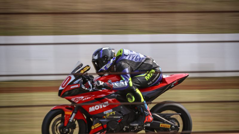 Capa do catálogo Motul Linha Moto